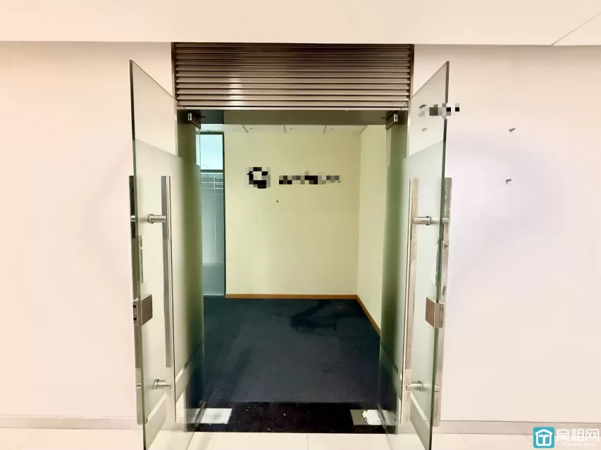 宁波东部新城金融硅谷主楼 11号楼132.7m²朝西办公室出租