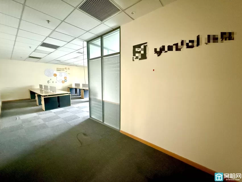 宁波东部新城金融硅谷主楼 11号楼132.7m²朝西办公室出租