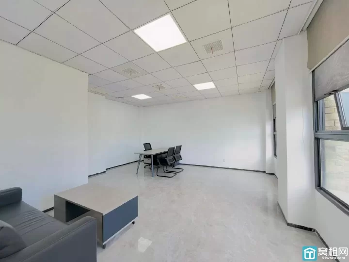 宁波潘火地铁口中创科技园58㎡2500元/月（带上下水源）