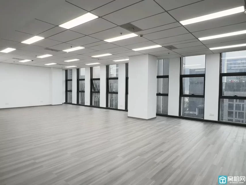 宁波东部新城发展大厦隔壁城投大厦220平米精装修办公室招租