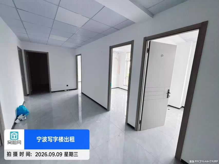 宁波江北银亿外滩大厦附近铭雅苑写字楼145平米精装修办公室出租