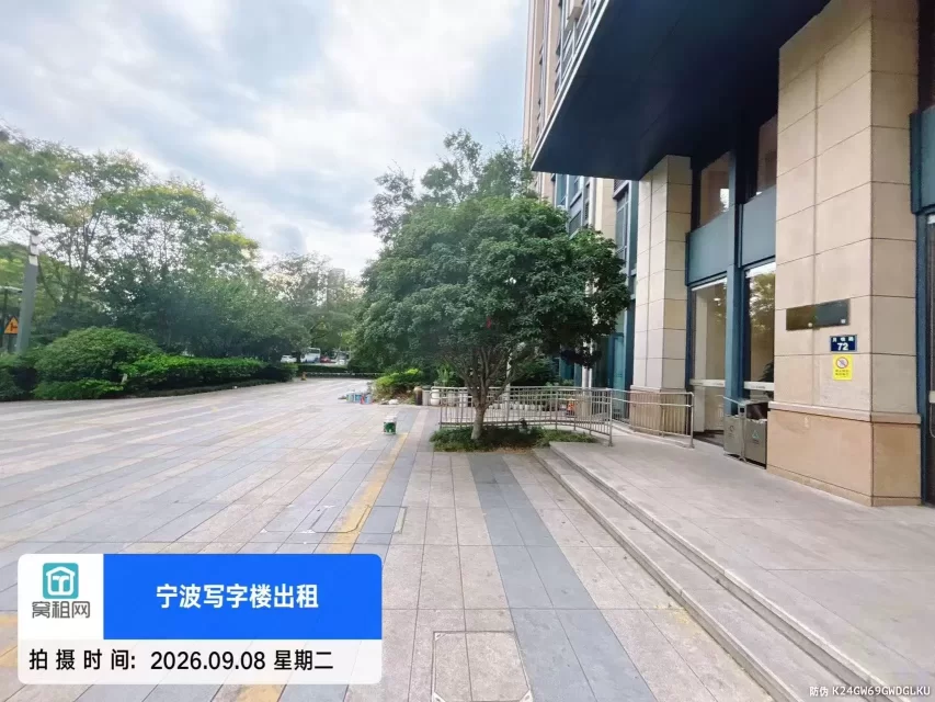 宁波世纪大道银亿东都国际大厦停车收费