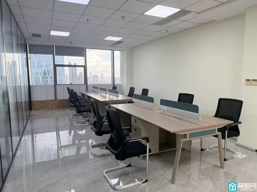 宁波嘉恒广场B座西南朝向面积215m²  单价：1.95元/m²/天