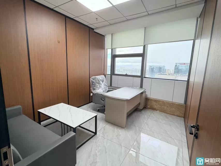 宁波嘉恒广场B座西南朝向面积215m²  单价：1.95元/m²/天