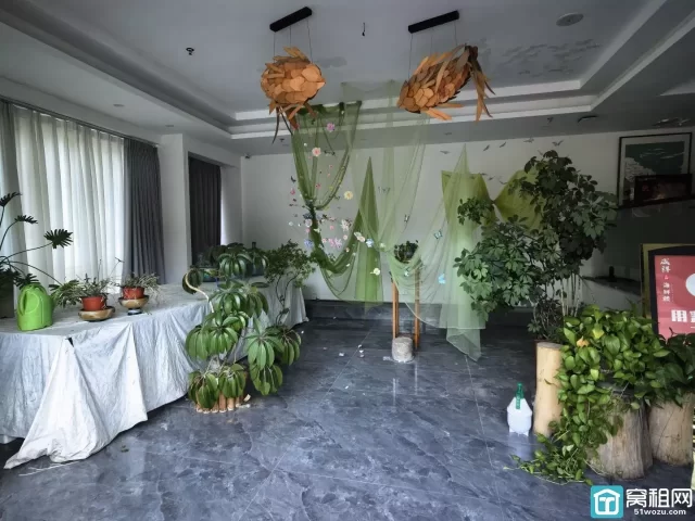 鄞州印象城旁1400平餐饮酒楼商业用房直接出租