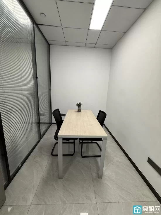 宁波凌云大厦｜25㎡精装小办公室 独立空间，即租即用1200元/月
