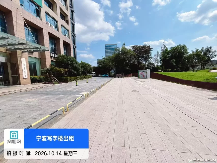 宁波鄞州区下应培罗成广场英莱达大厦停车收费