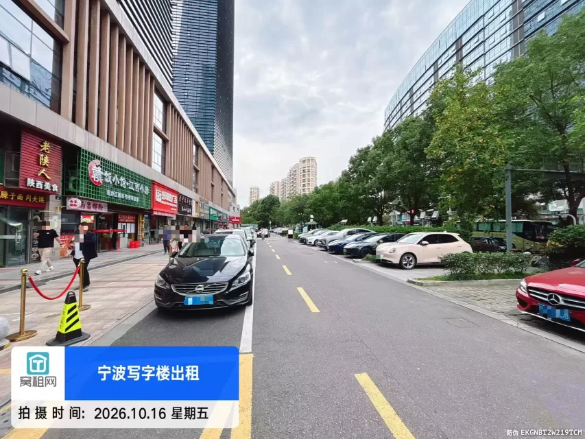 宁波高新区皇冠大厦对面科贸中心停车费多少一个月