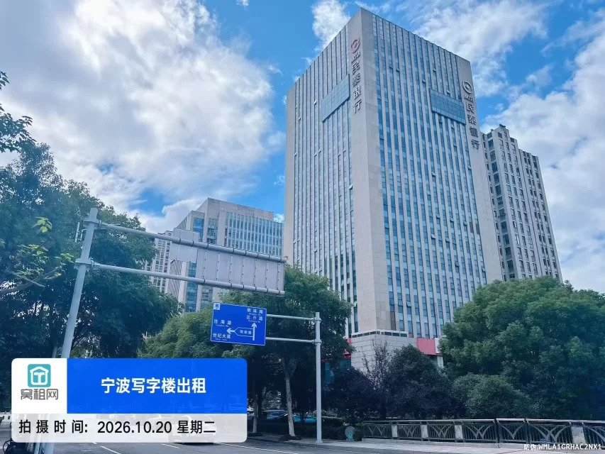 高新区联安明新大厦停车收费包月多少？