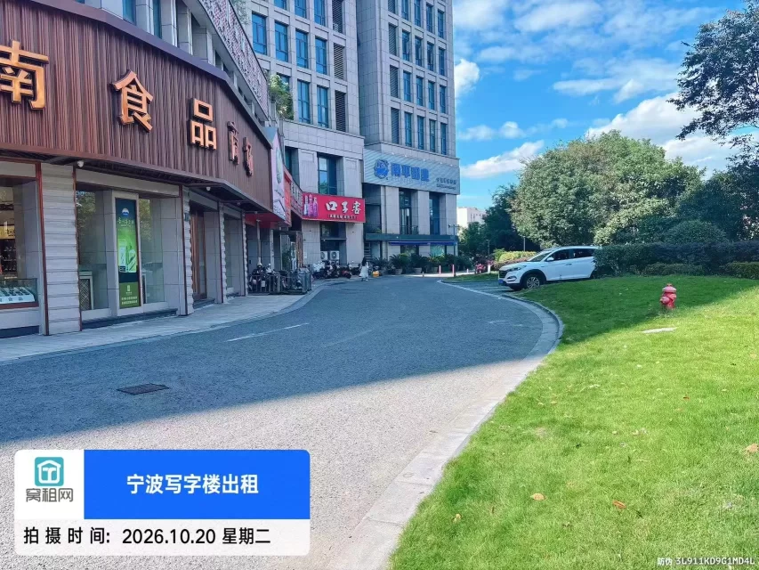 宁波嘉利广场停车包月多少临时停车收费多少？