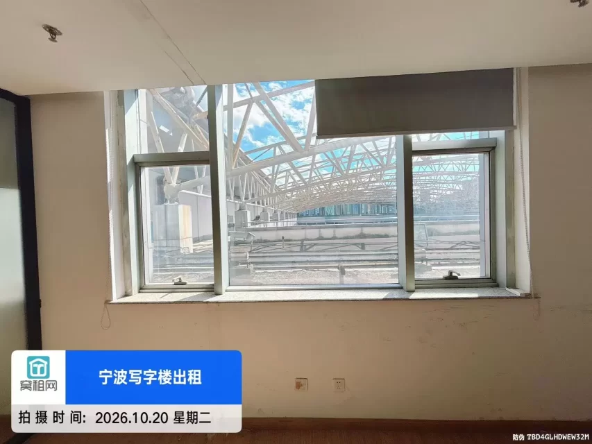 宁波港龙广场对面明州商务大厦125平米写字楼招租4500元/月