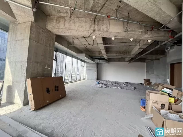 宁波1号线 江厦桥站C出口新世界宁云中心550平米精装修办公室招租租金2.3元/天