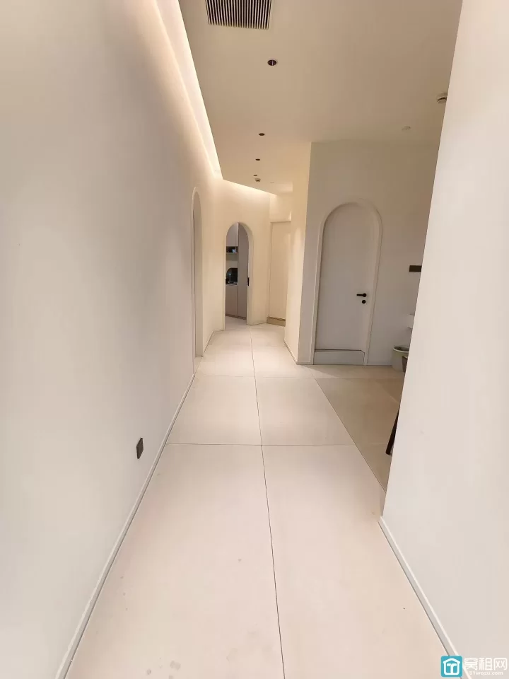 宁波财富中心玉米楼506平方，独门独户，一线江景，得房率80%