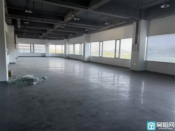 宁波智造港出租面积 1240.53㎡单价1.4元/平米