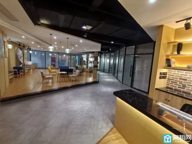 宁波月湖金汇大厦服务式办公室62平，包水电物业网络空调带家具出租