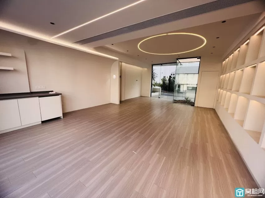 宁波东进社双创产业园  建筑面积76.3m²出租 租金 3943 元/月