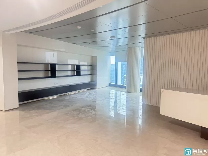 宁波东部新城地标建筑中银大厦高楼层992.77平米办公室招租
