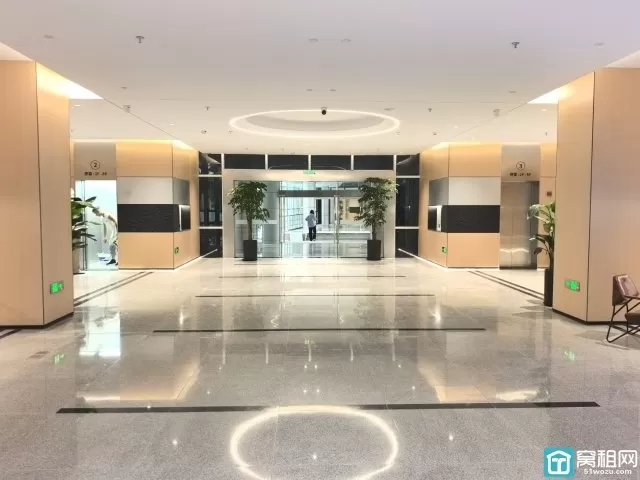 宁波软件园建筑 面积151.92平米 朝北 单价1.3含税出租