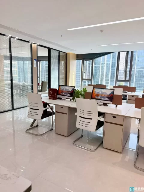 高新区明迪大厦｜江景精装办公室租赁面积：328㎡ 租金：16800/月