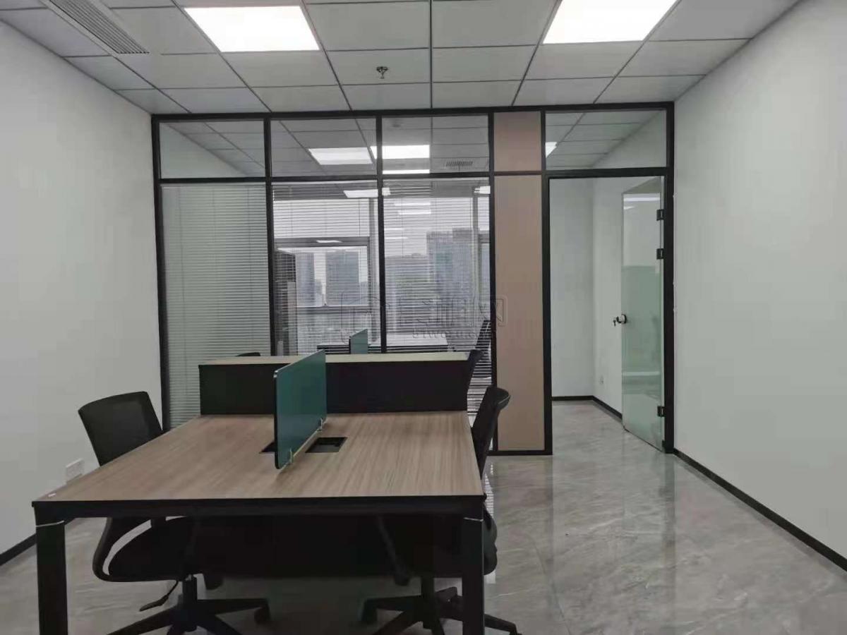 涌金大厦电梯口全新装修出租70平米办公室(图6)